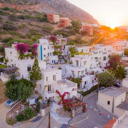 Apartment Gorgeous For 2 People, Swimming Pool And Sea View