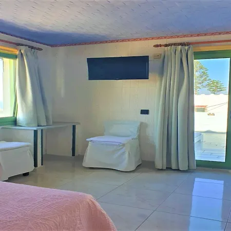 Apartmán Gorgeous For 2 People, Swimming Pool And Sea View