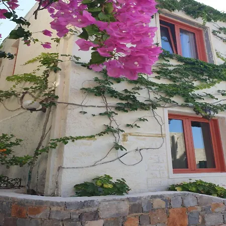 Gorgeous For 2 People, Swimming Pool And Sea View * הרסוניסוס